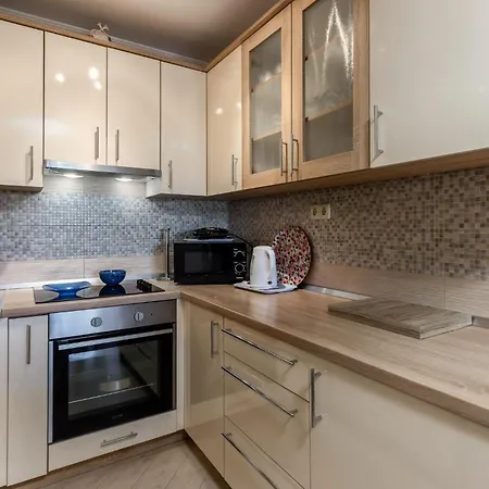 2 Bedroom Lovely In * Banjol